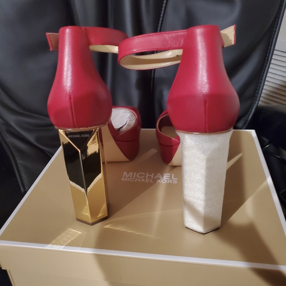 Michael kors shoes - Picture 4 of 7